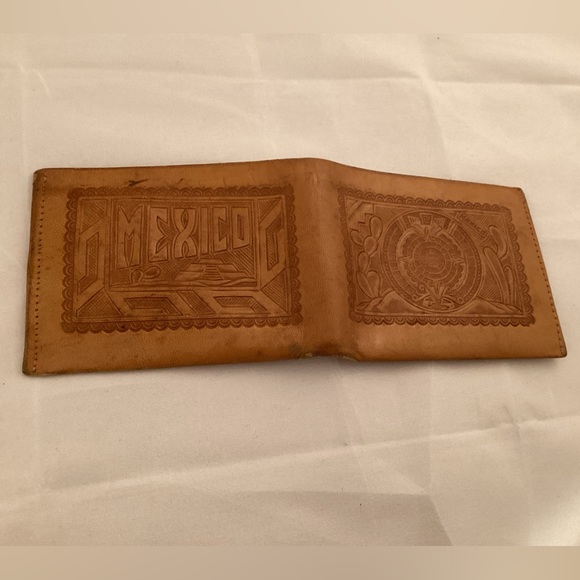 Vintage Mexico leather wallet - Picture 3 of 9